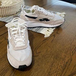 Men’s Reebok sneakers